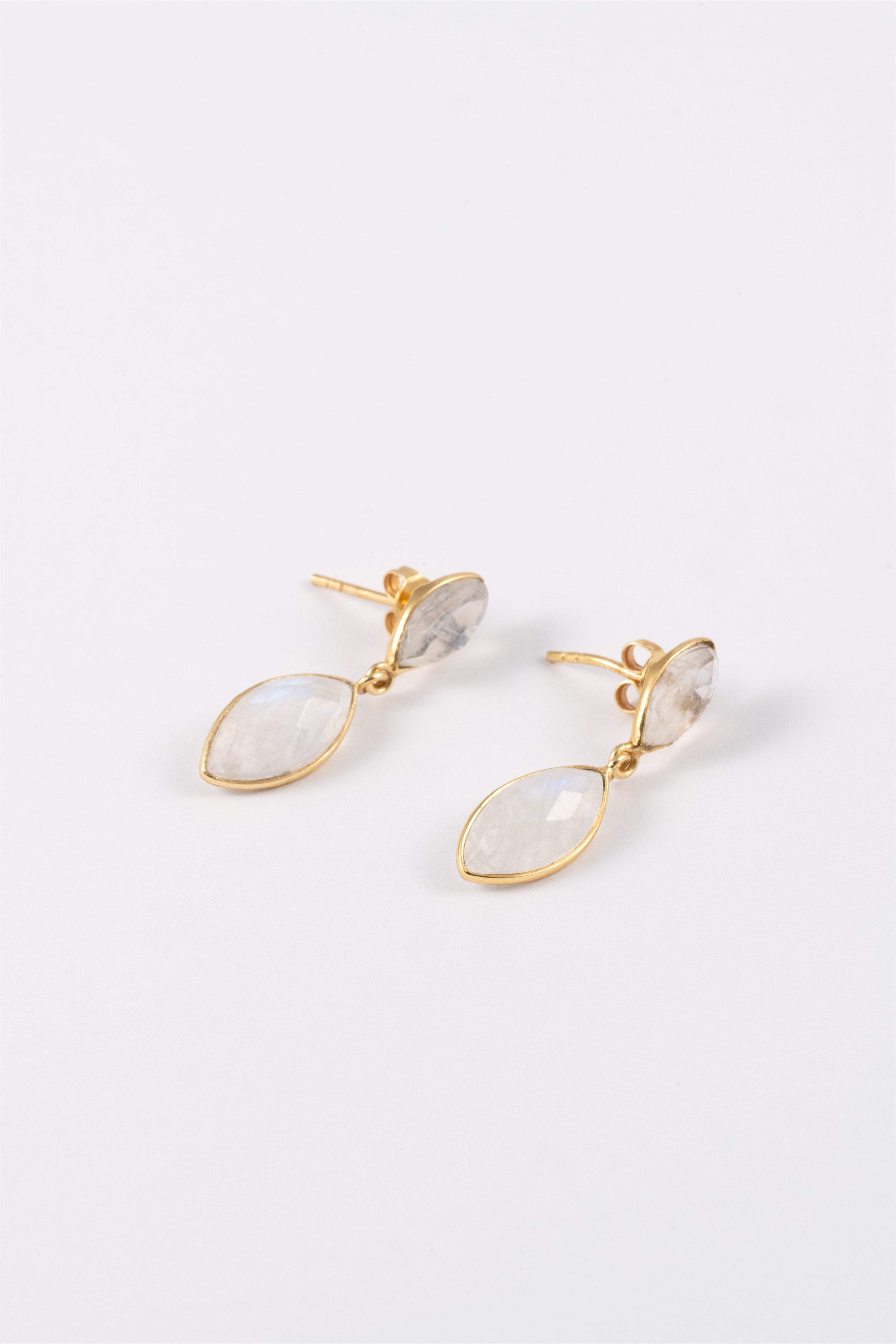 104059_2.jpg