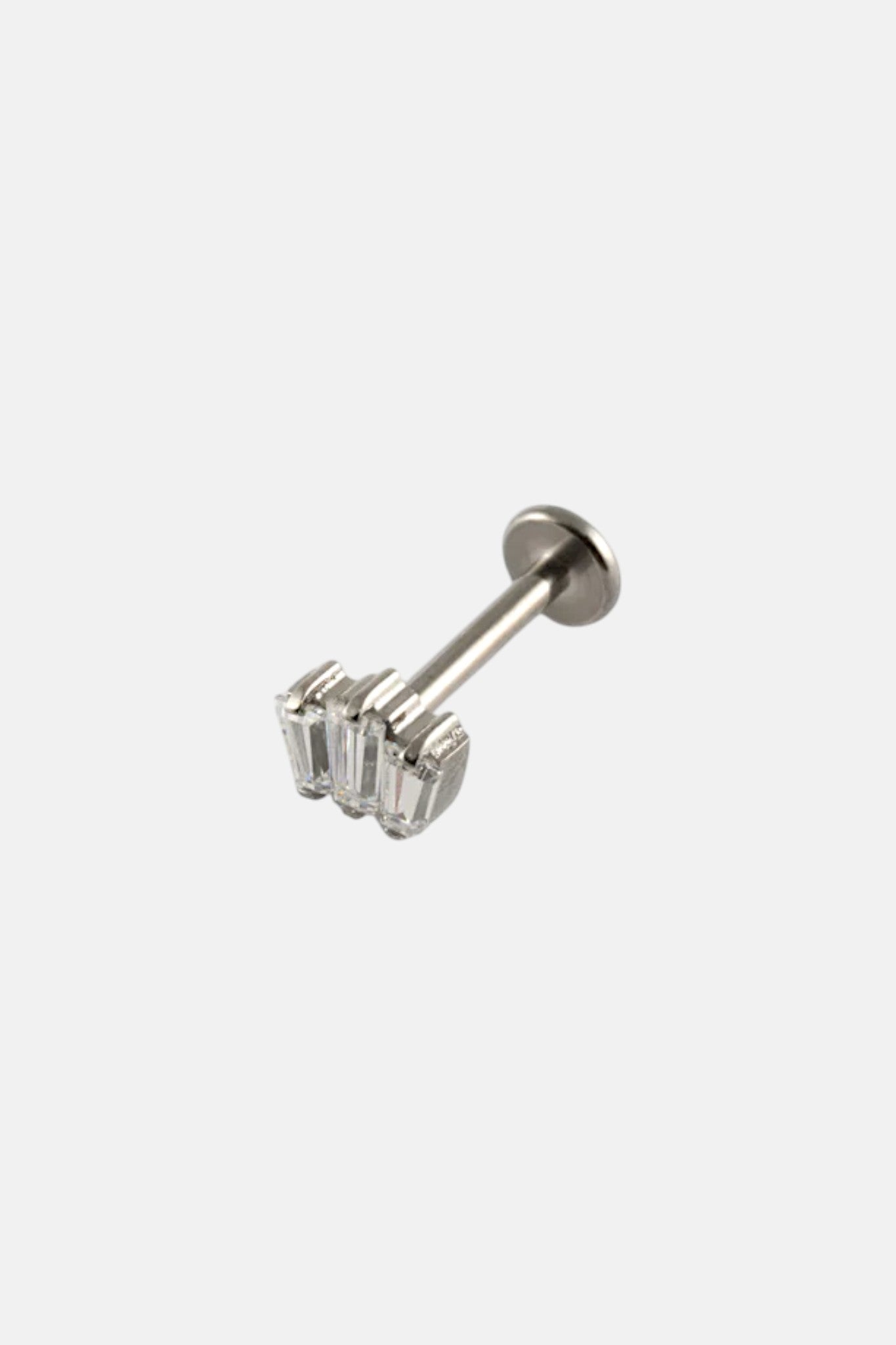 16G TITANIUM CZ BAGUETTE  FLATBACK TL EAR