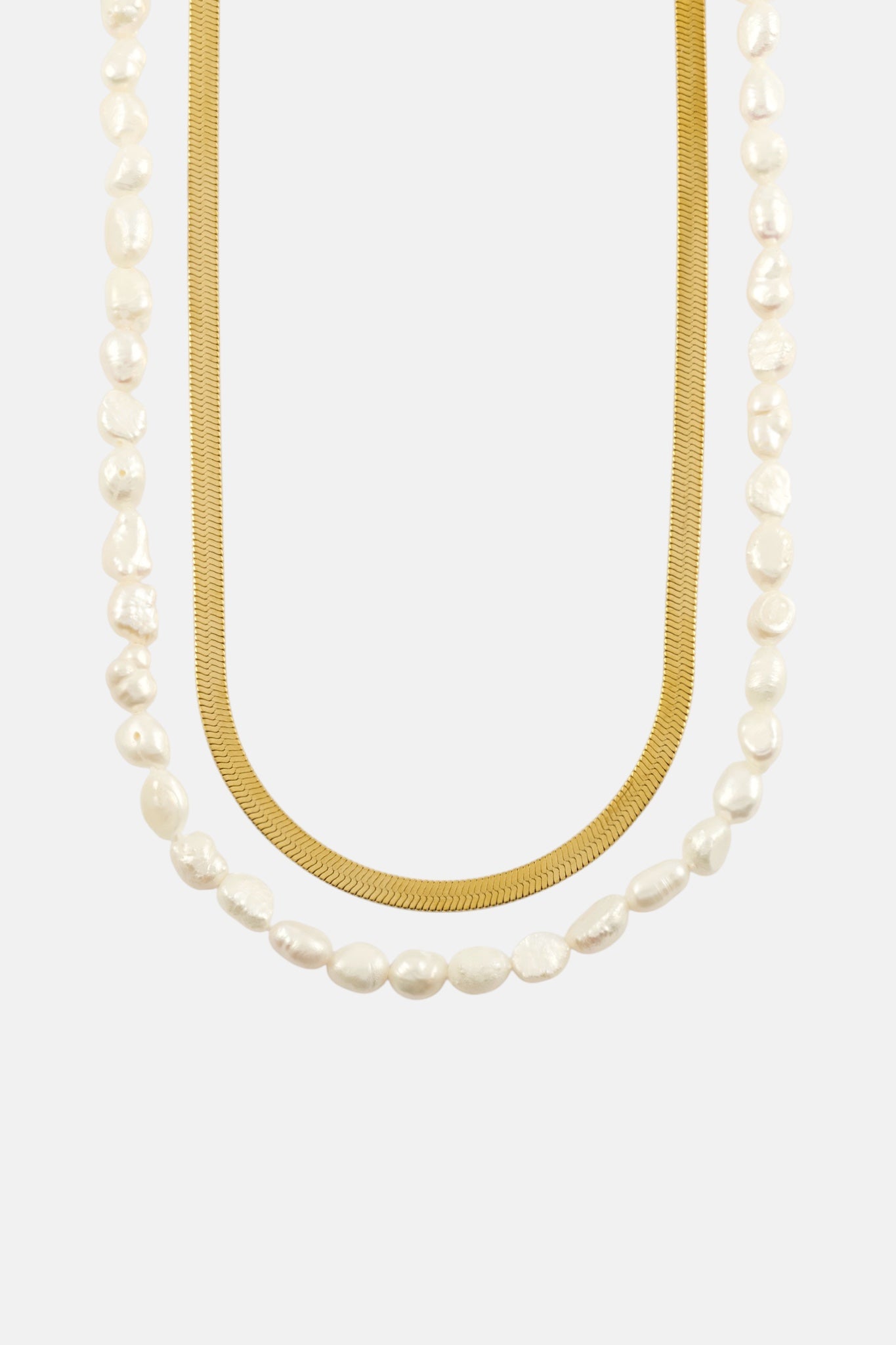 WATERPROOF GOLD SNAKE AND PEARL STRAND NECKLACE