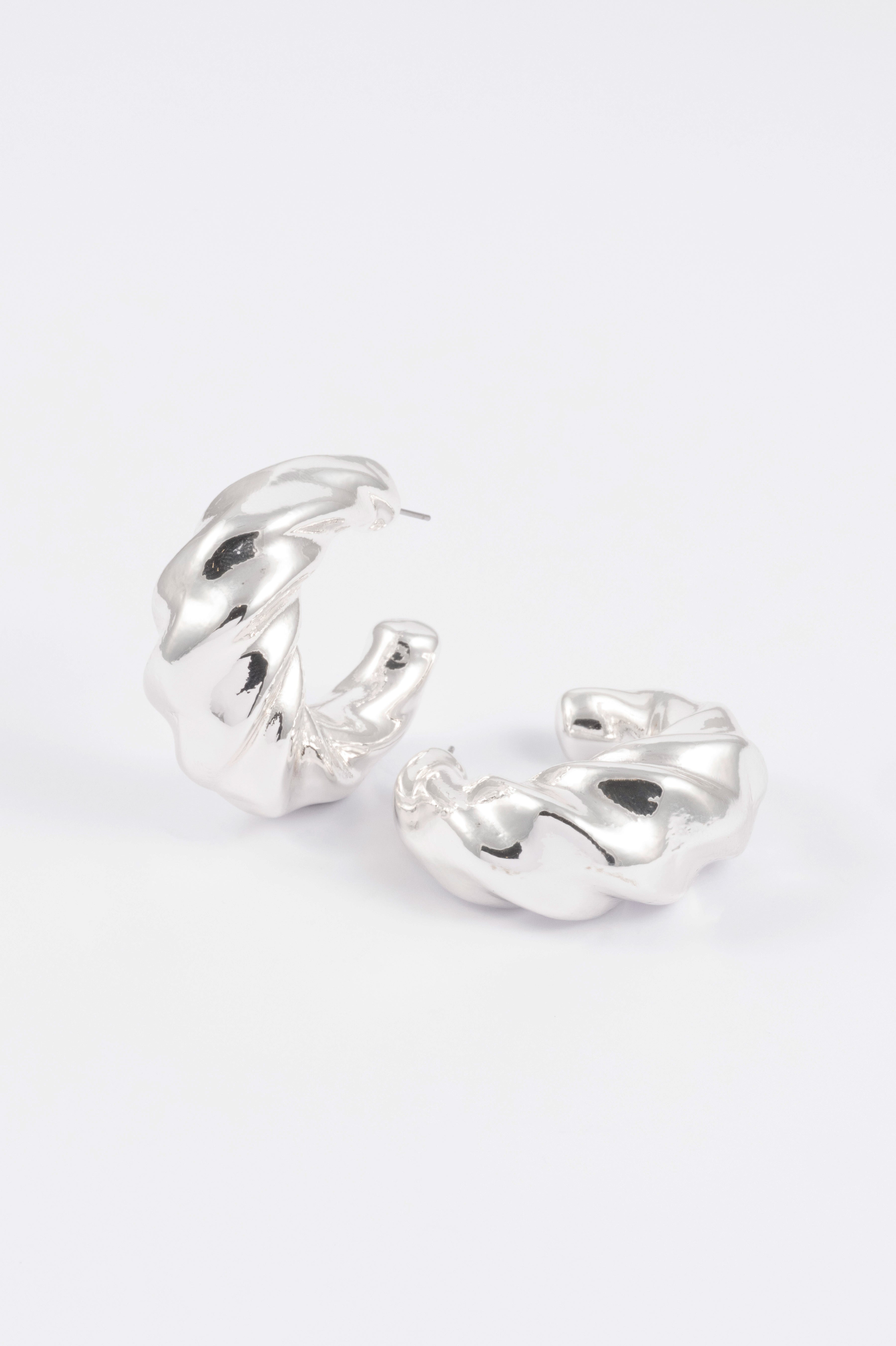 SILVER POLISHED CHUBBY CROISSANT  EARRING