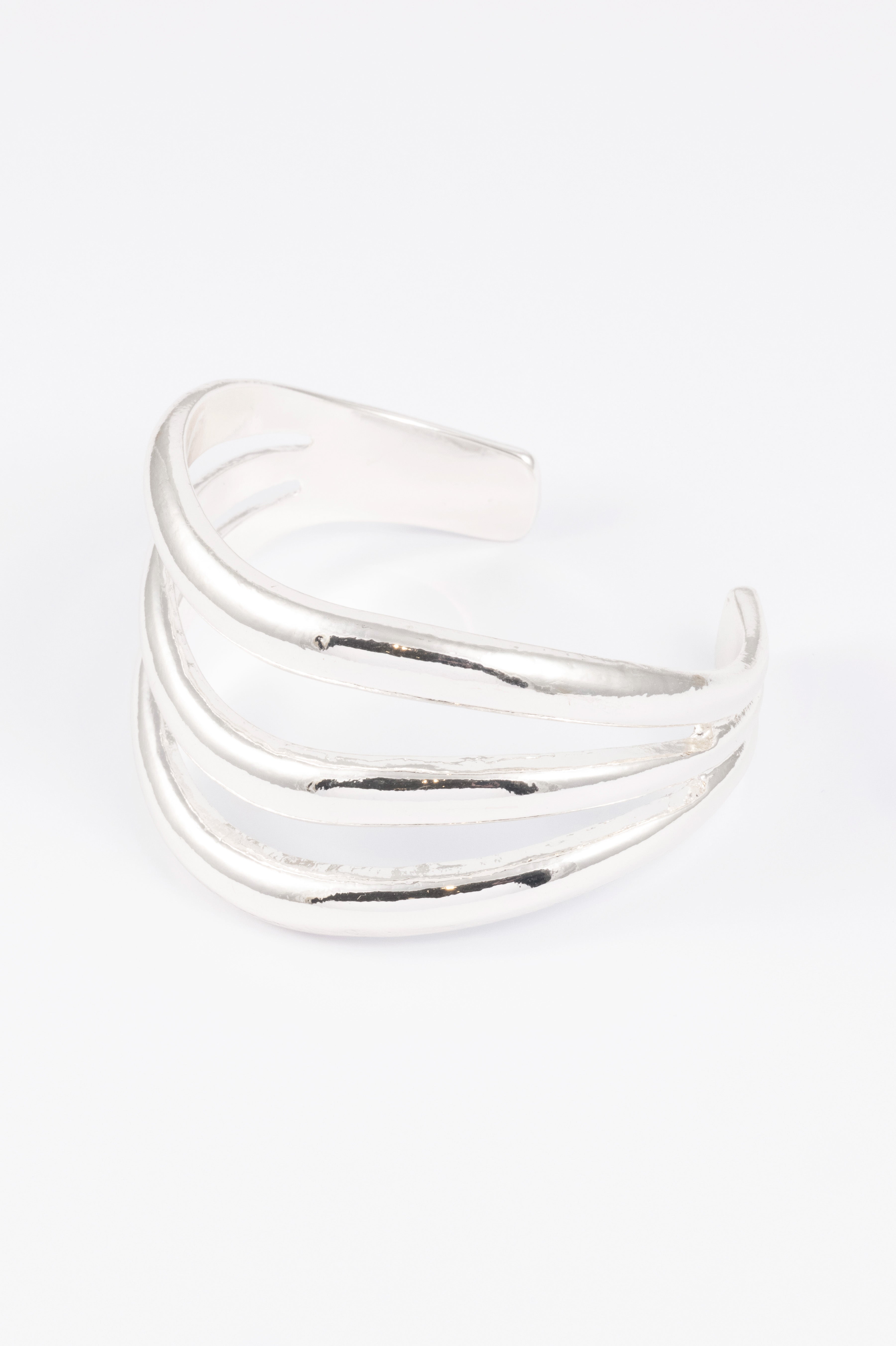 SILVER POLISHED OPEN WAVE CUFF WRISTWEAR
