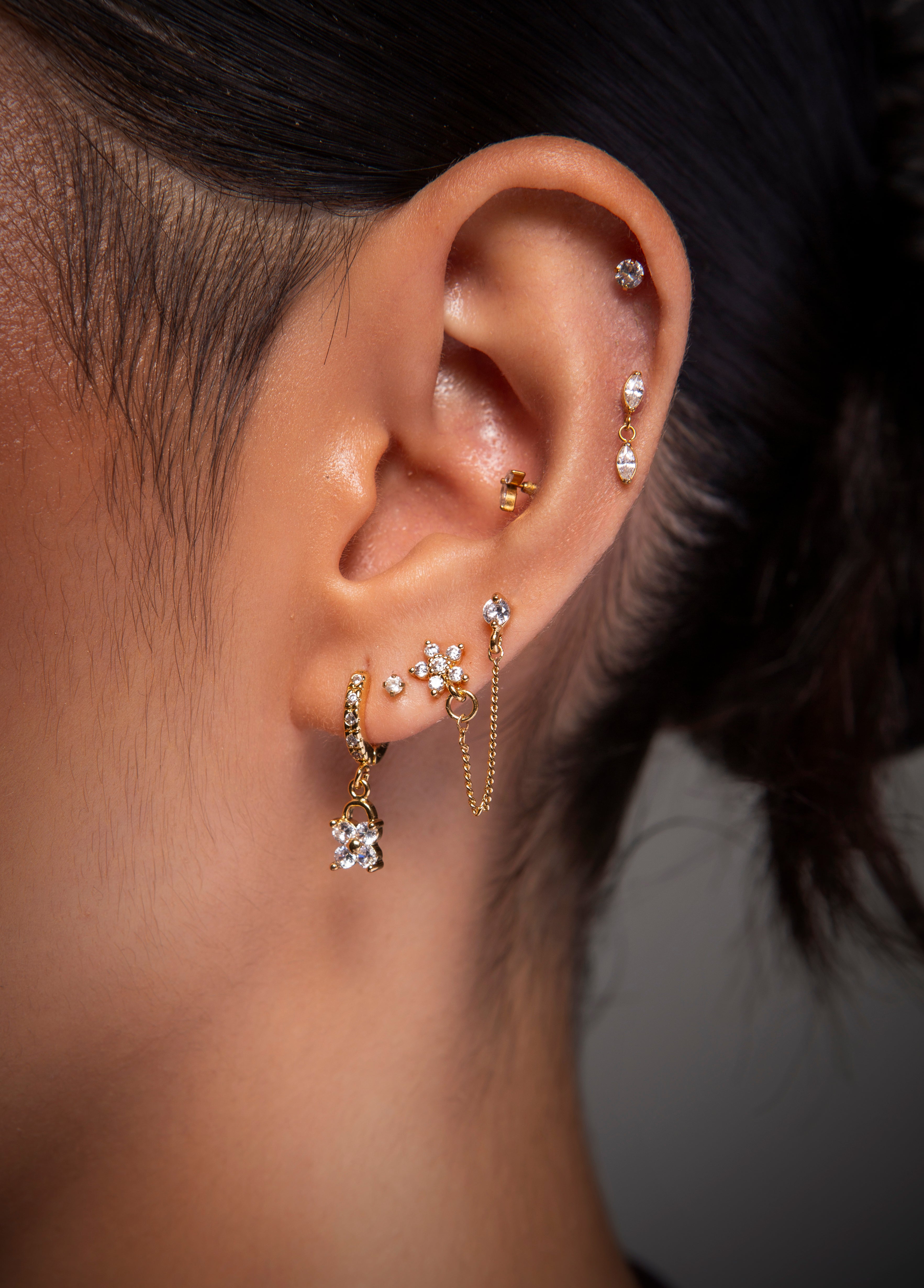 GOLD CZ FLOWER CHAIN HUGGIE 2 PACK EARING